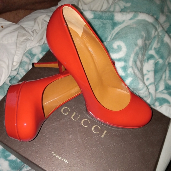 Gucci red high heels made in Italy 38. USA size 8